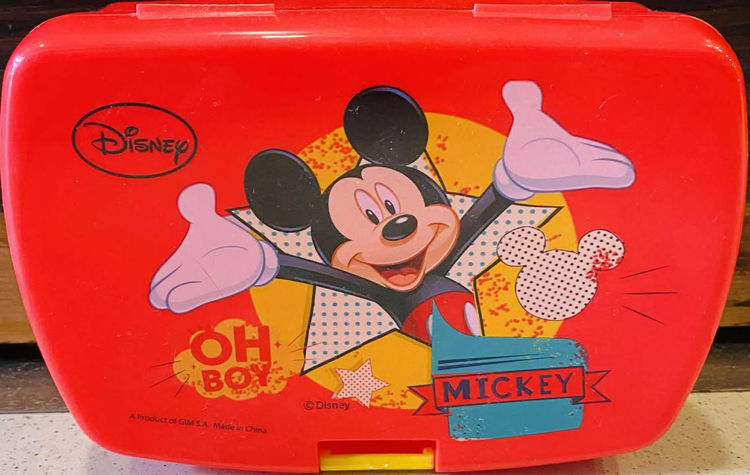 Picture of 3930 DISNEY MICKEY MOUSE LUNCHBOX WITH TWO COMPARTMENTS